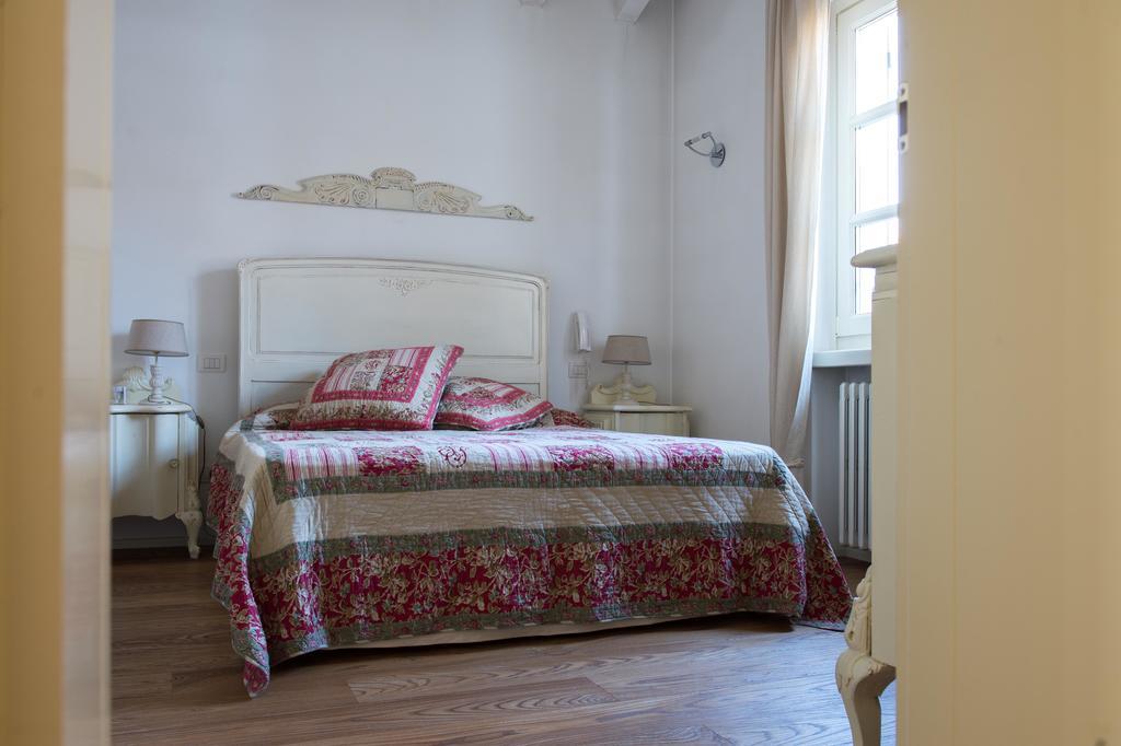 La Favola Sirmione Villa Екстериор снимка